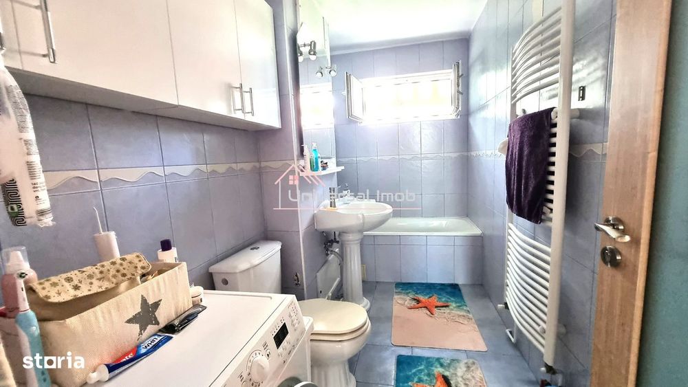 Apartament cu 4 camere si parcare cu C.F.