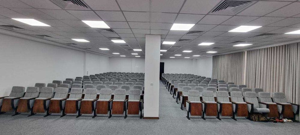 Театральные кресла нового поколения - производства под заказ