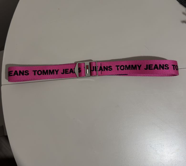 Розов колан Tommy Jeans регулируем