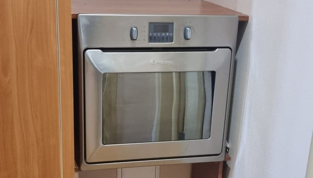 Духовой шкаф ARISTON