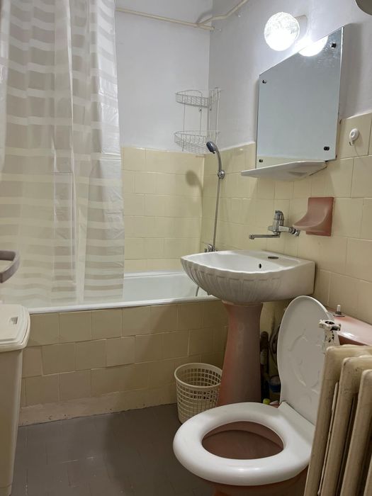 Apartament de inchiriat