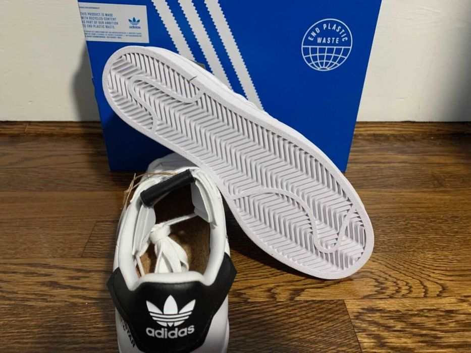 Мъжки спортни обувки ADIDAS SUPERSTAR  размер EU45 1/3