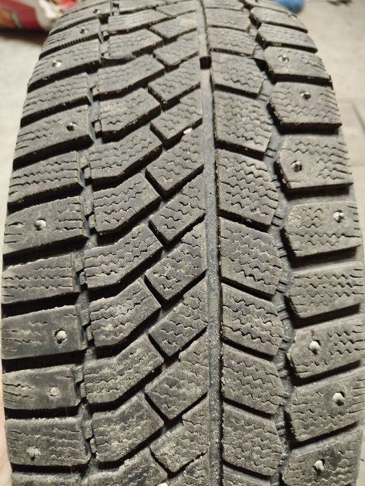 Автошины зима, шипы