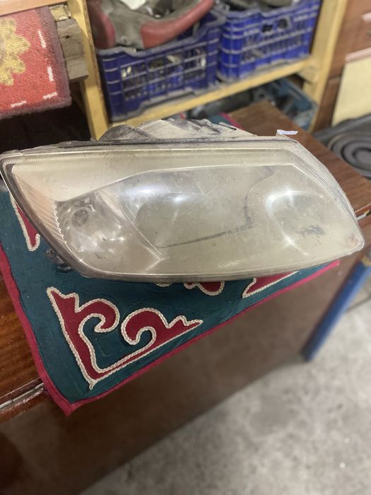 Фары на Lada Granta 1