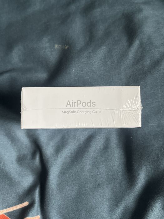 Airpods 3 noi cu factura