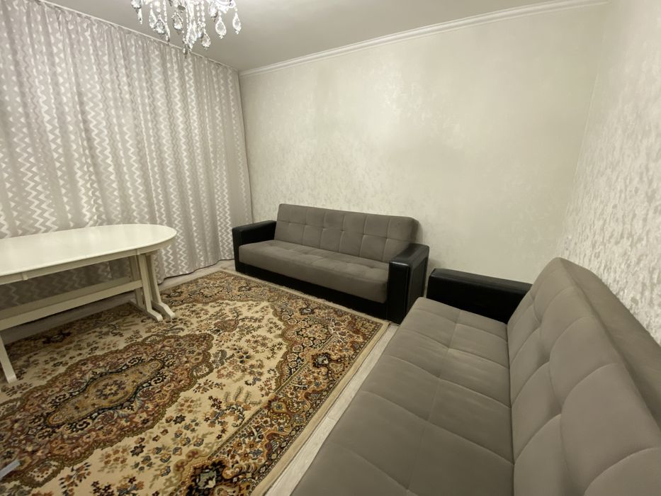 Два дивана б/у в хорошем состоянии