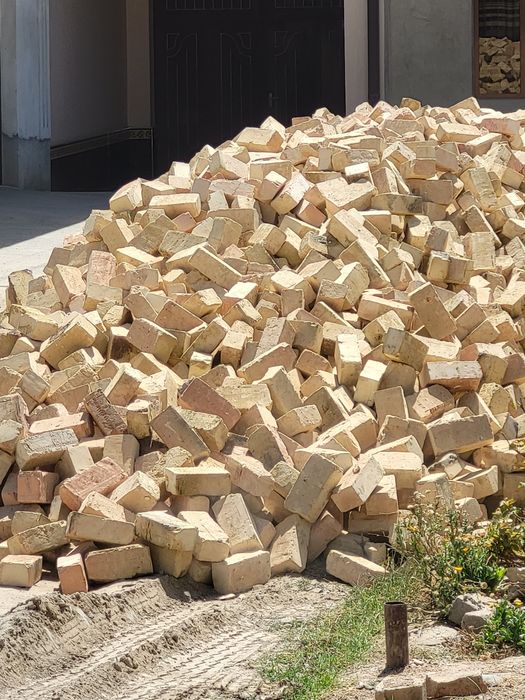 Полутора ва стандарт гишт бор.