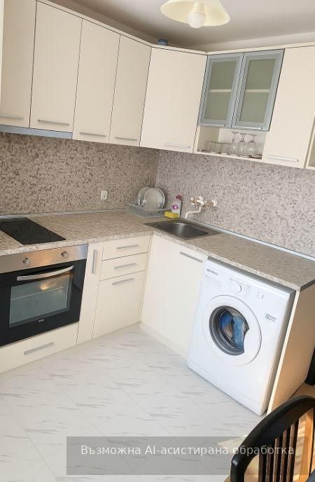 Етаж от къща в района на м-т Траката!