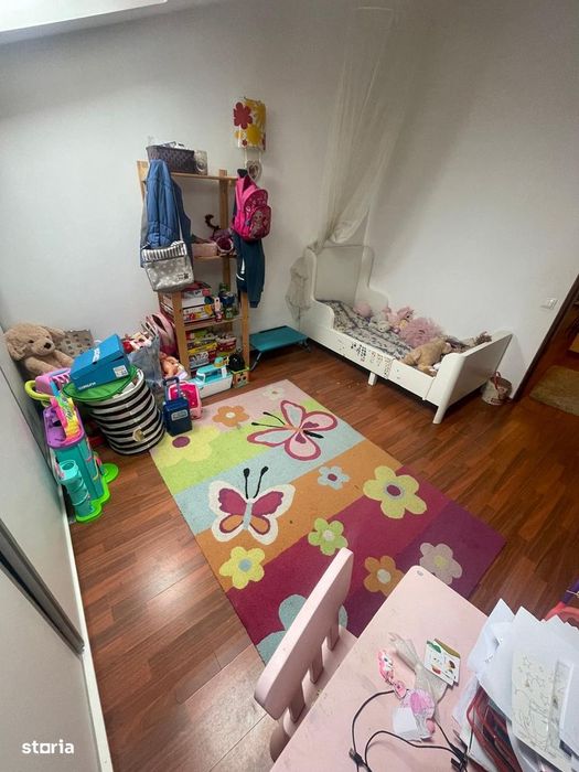 Apartament de vanzare 3 camere|mobilat si utilat ca in poze