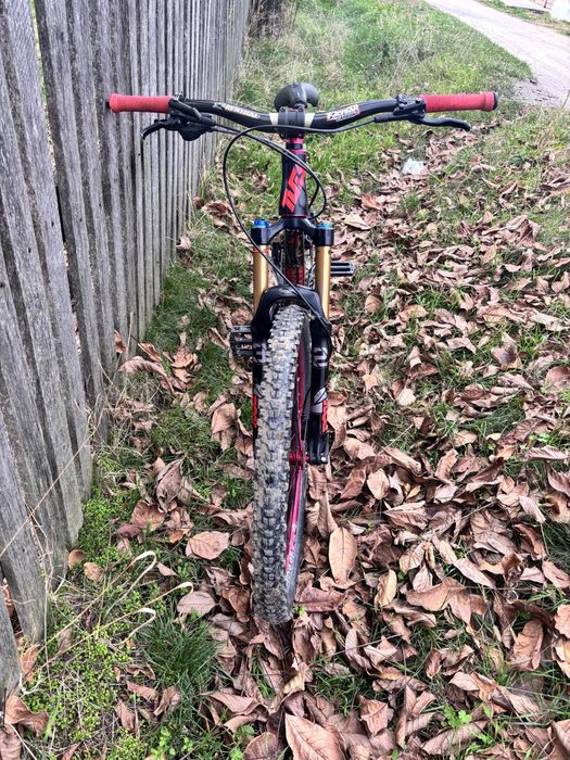 Bicicleta YT Tues Wicked 150 Full suspension /full custom