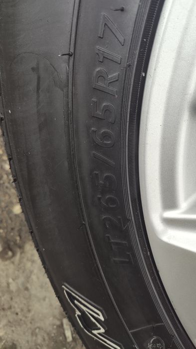 Диски с шинами на Прадо