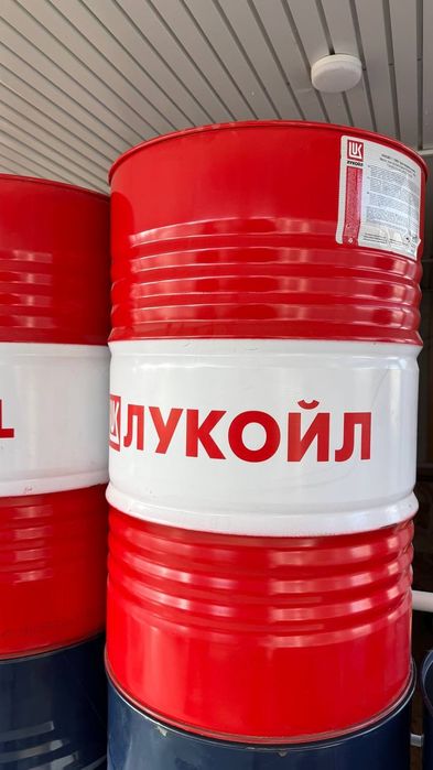 Metal bochkalar sotiladi