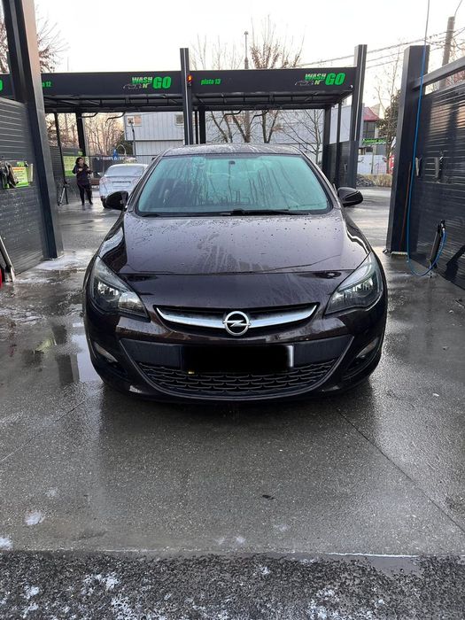 Opel Astra Opel Astra Sedan 1.4 Turbo 140 hp