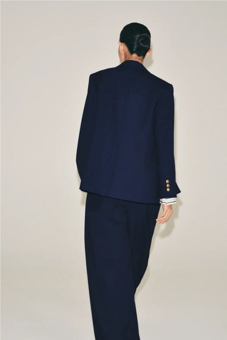 Vand Costum Zara nou