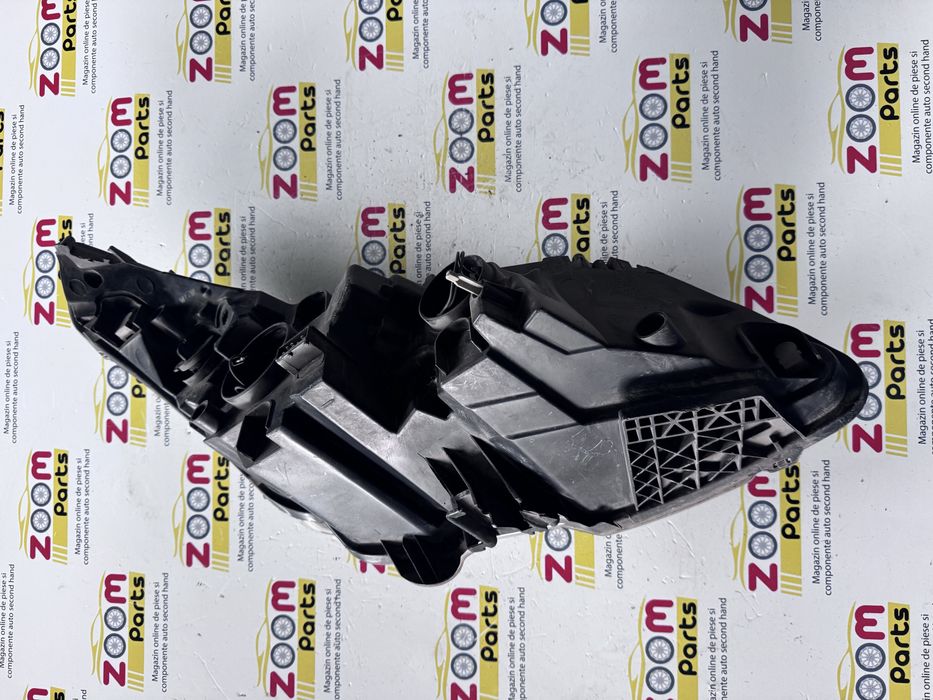 Far stanga dreapta Citroen C4 2005-2010