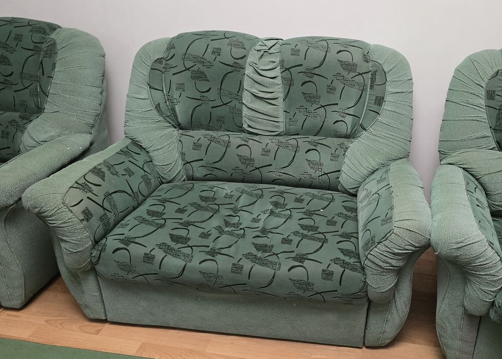 Мягкий уголок: диваны, кресло