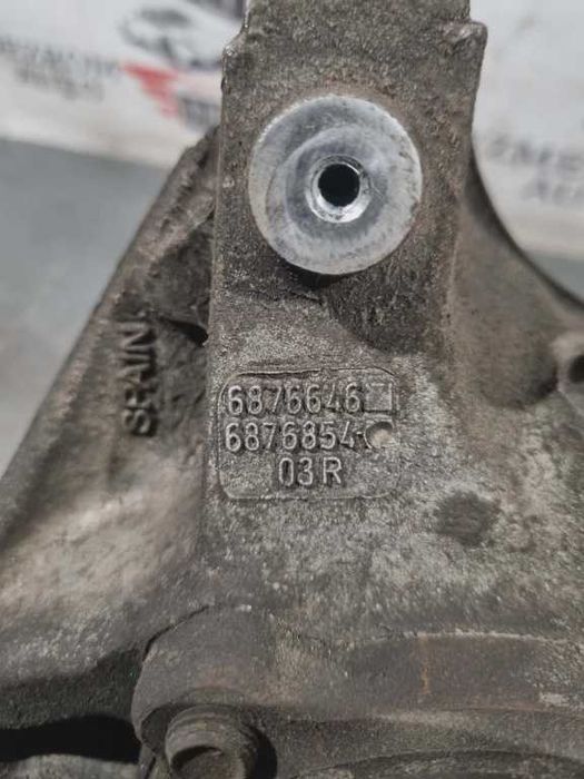 Fuzeta dreapta fata cu rulment 6876646, 31216876646 / 6876854, 31216876854 Bmw Mini