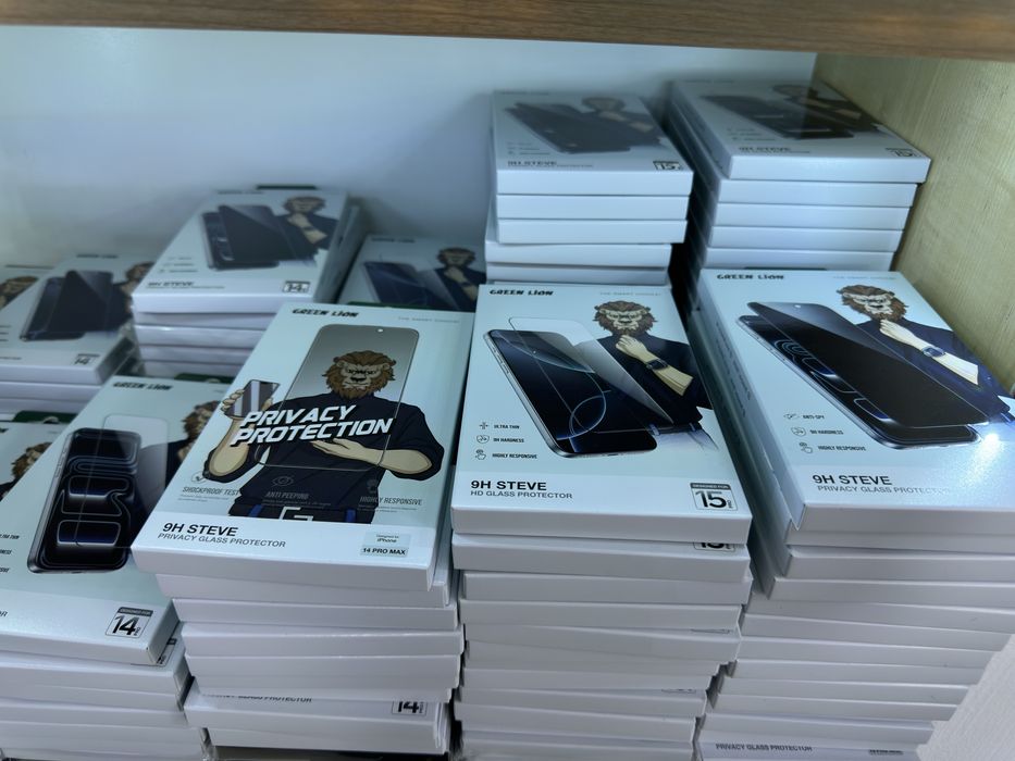 Защитное стекло Green Lion 9H Steve для iPhone 17 Pro Max