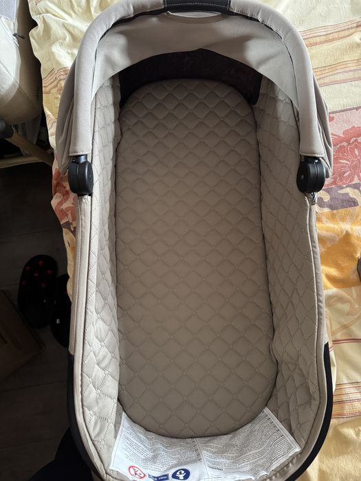 Chipolino elite бебешка количка 4 в 1