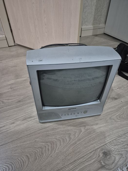 Продам телевизор