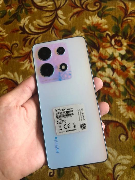 Продам телефон новый