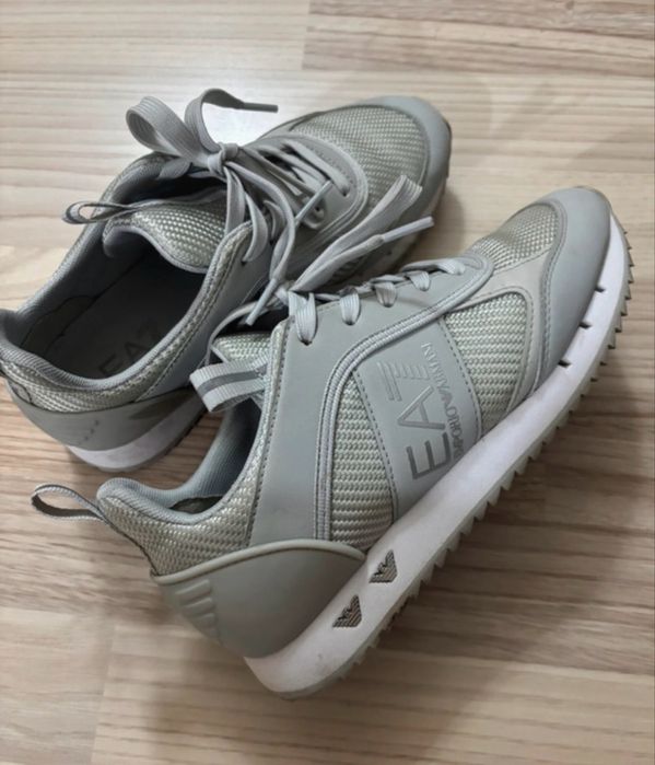 Sneakers EA7 Emporio Armani - Mărimea 37 - Condiție Excelentă