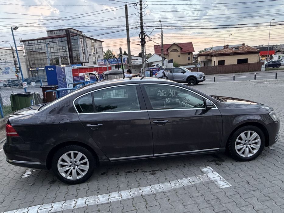 VOLKSWAGEN Passat 2011 — imagine 3