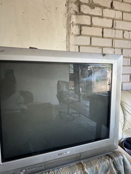 Телевизор на запчасти