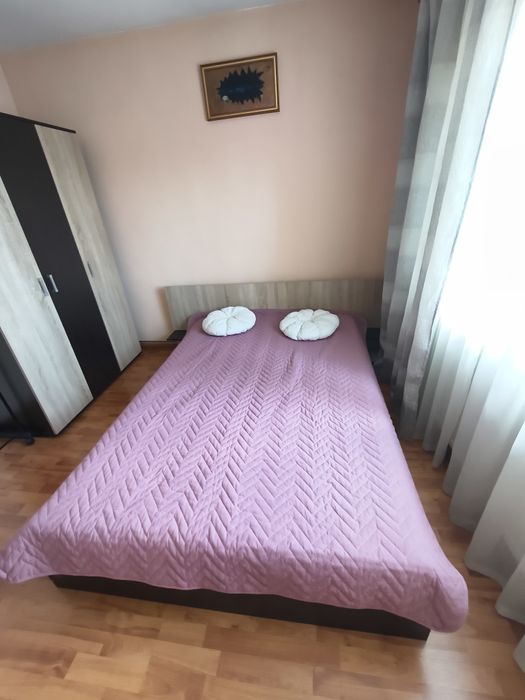 Apartament de închiriat 3 camere, zona Nord
