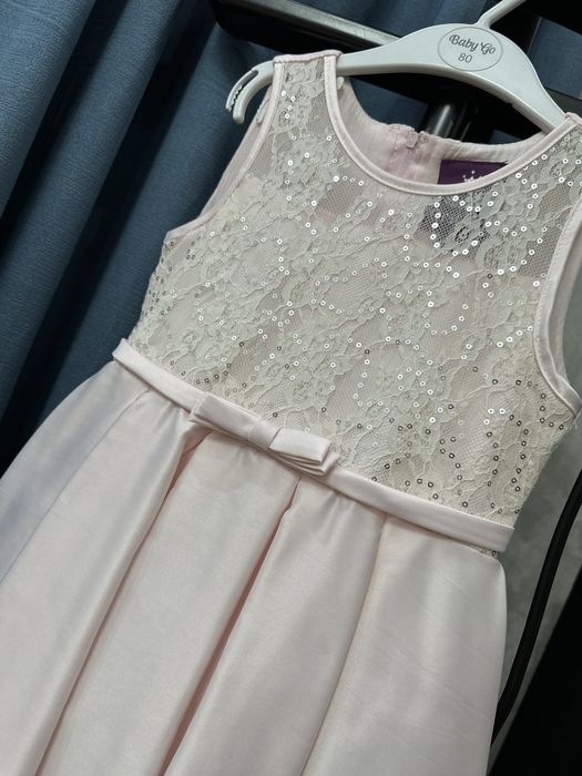 Платье на девочку 5-6 лет