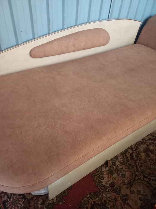 Продается односпальная кровать