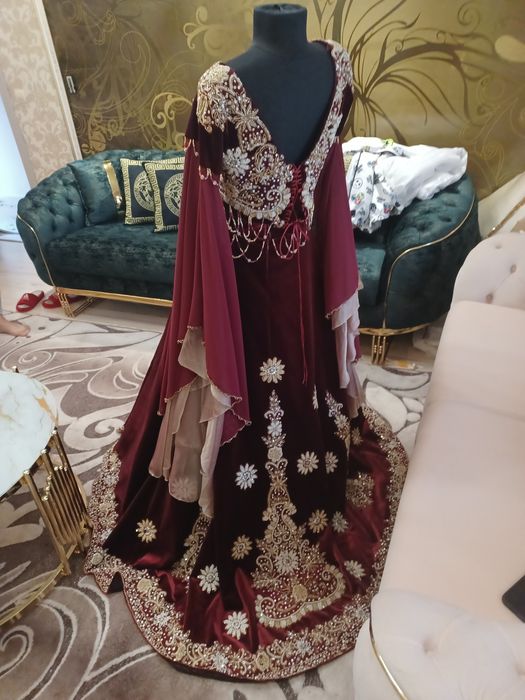 Годежа носия за къна за всички прекрасни булки