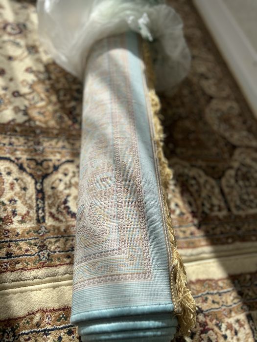 Продам ковер 2 х 3