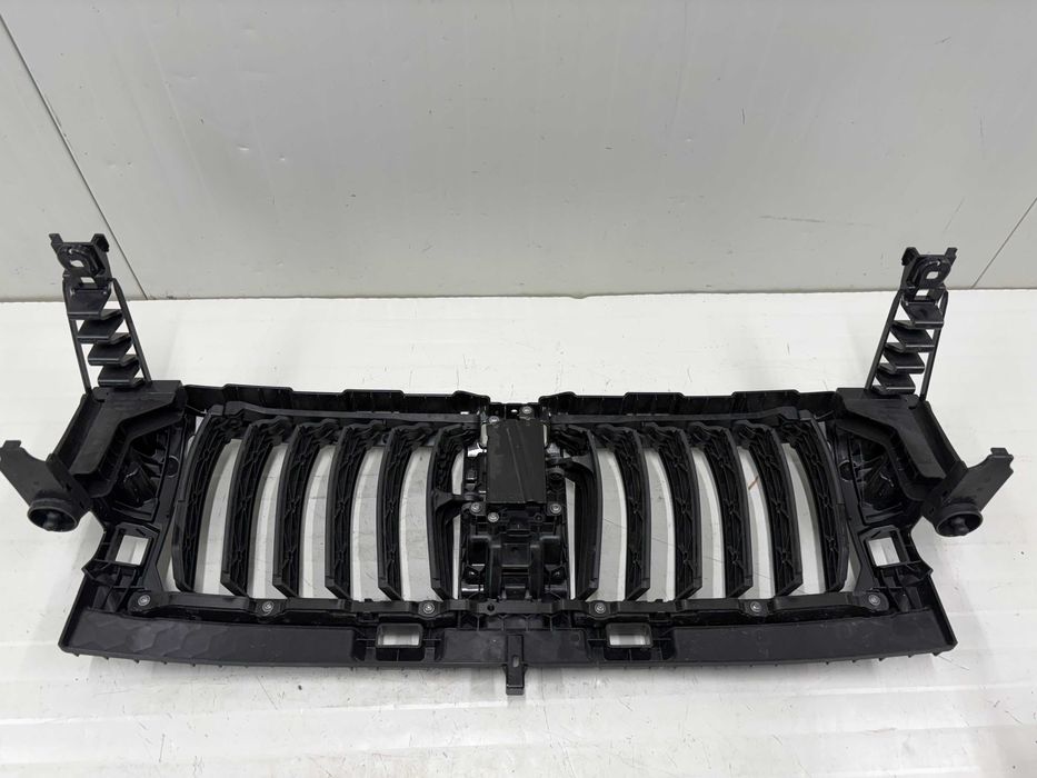 Жалюзи с клапи БМВ Г26 BMW G26 / Основа бъбреци БМВ Г26 BMW G26