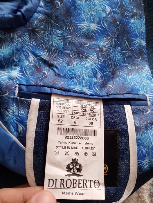 Продам костюм тройка