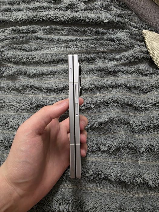 Samsung Galaxy Z Fold 6