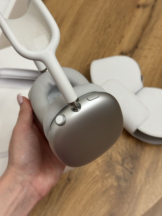 Наушники AirPods Max silver Apple