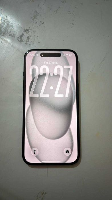 IPhone 15 128гб идеал