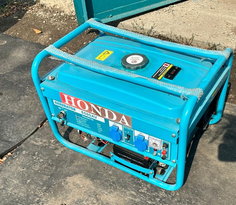 Бензогенератор HONDA