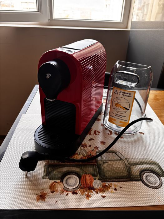 Кафемашина с капсули Tchibo Cafissimo Pure Plus