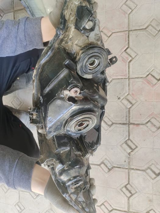 Фары на Toyota Corolla