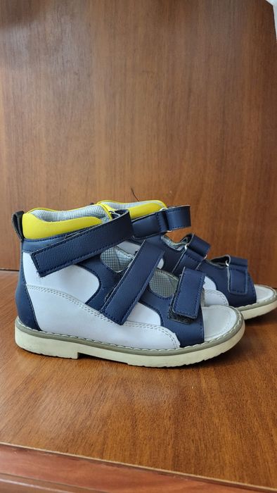 Ортопедический детский обувь