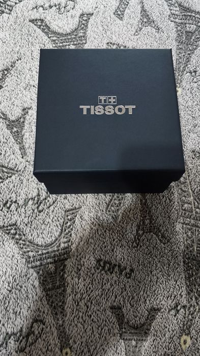 Продам часы TISSOT