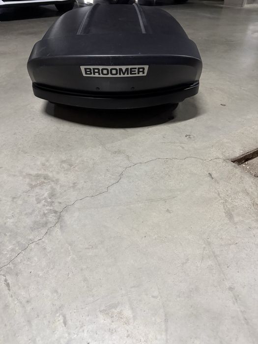 Продам автобокс марки “Broomer”!