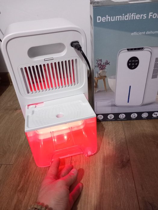 Dezumidificator si purificator