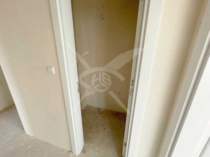 Продава се Тристаен апартамент в Поморие - 117 кв.м за 1453 €/кв.м - Снимка #4