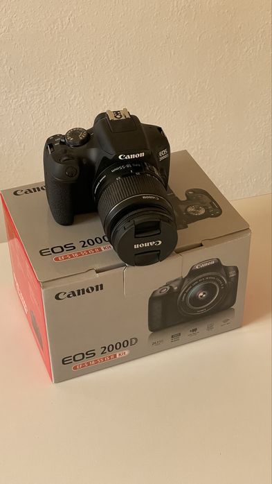 Фотоаппарат canon d2000