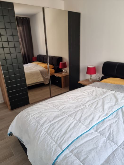 Inchiriez Ap cu 3 camere Donath park 550 euro