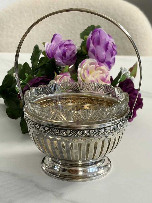 Bombonieră de colecție din Argint Masiv 800 și Cristal