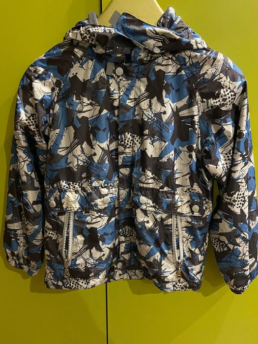 Продам  ветровку